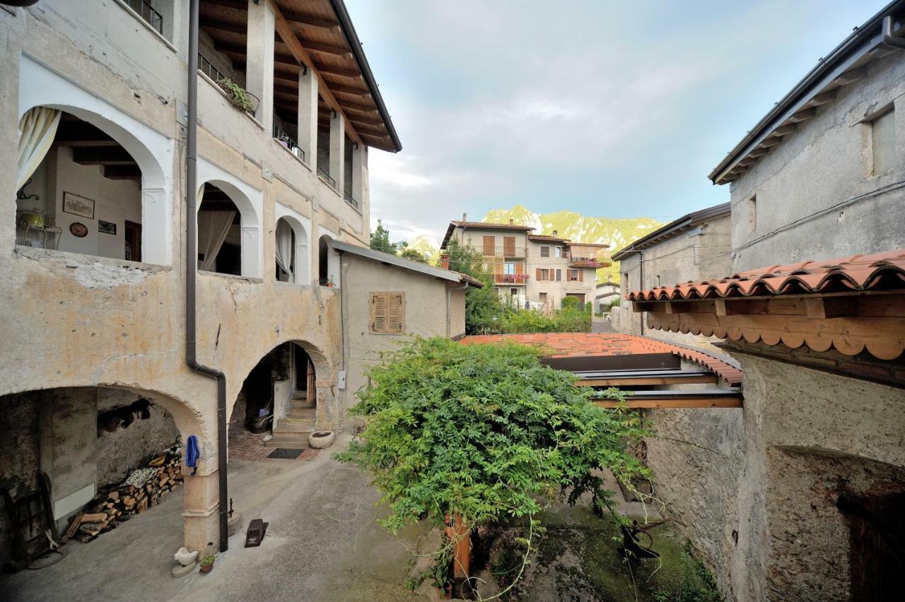 Loggia Apartment Vobarno Bagian luar foto